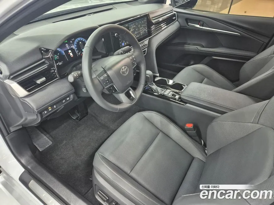 Toyota Camry 2025 из KR, фото 10