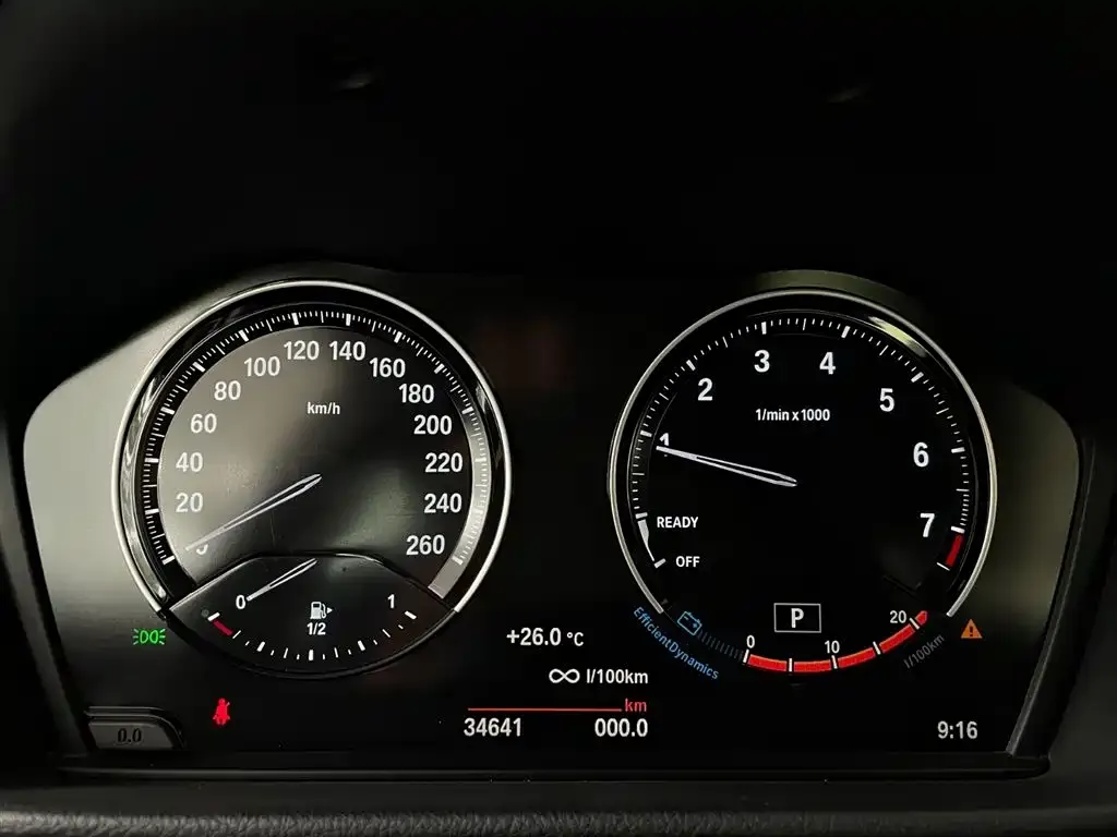 BMW 1 Series 2023 из CN, фото 10