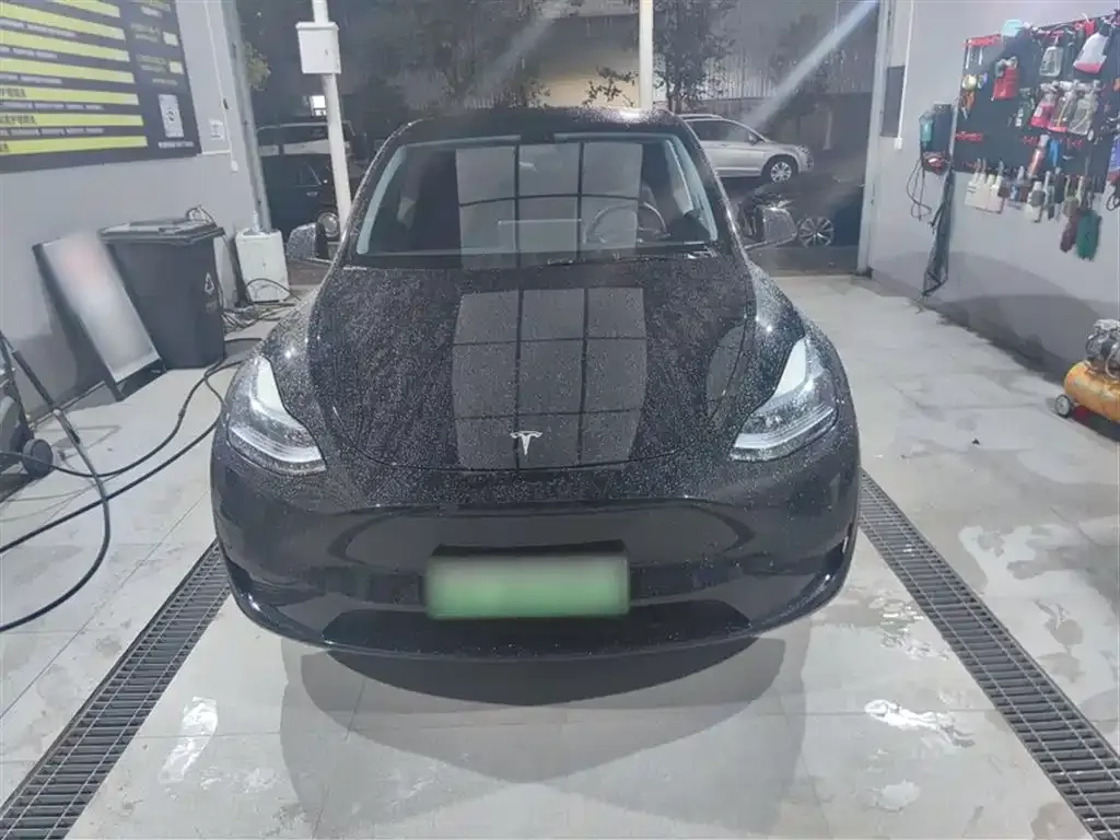 Tesla Model Y 2023 из CN, фото 9
