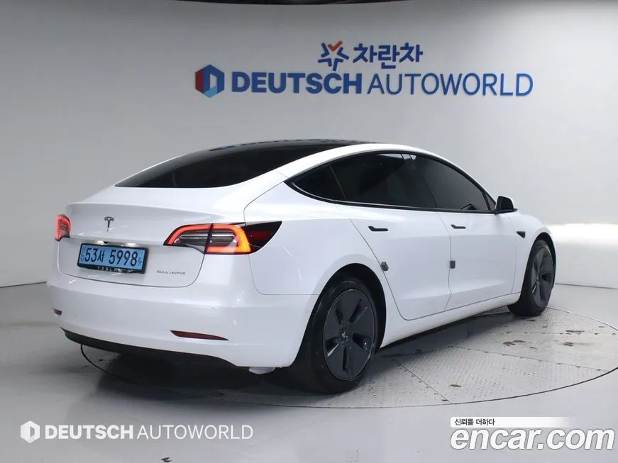 Tesla Model 3 2022 из KR, фото 2