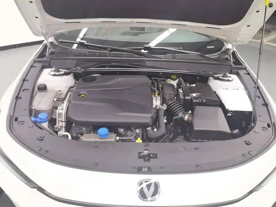 Changan UNI-V 2025 из CN, фото 10