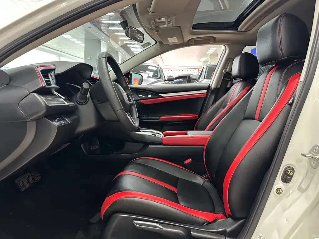 Honda Civic 2021 из CN, фото 5
