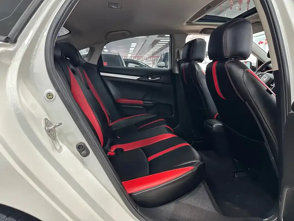 Honda Civic 2021 из CN, фото 9