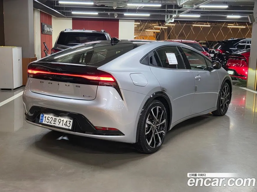 Toyota Prius 2024 из KR, фото 2