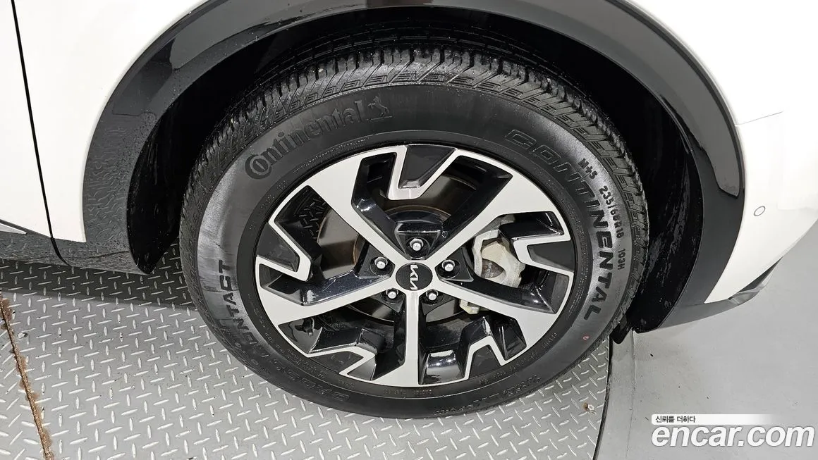 Kia Sportage — фото 5