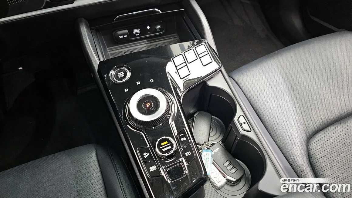 Kia Sportage — фото 9