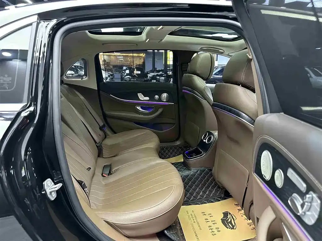 Mercedes-Benz E-Class 2023 из CN, фото 8