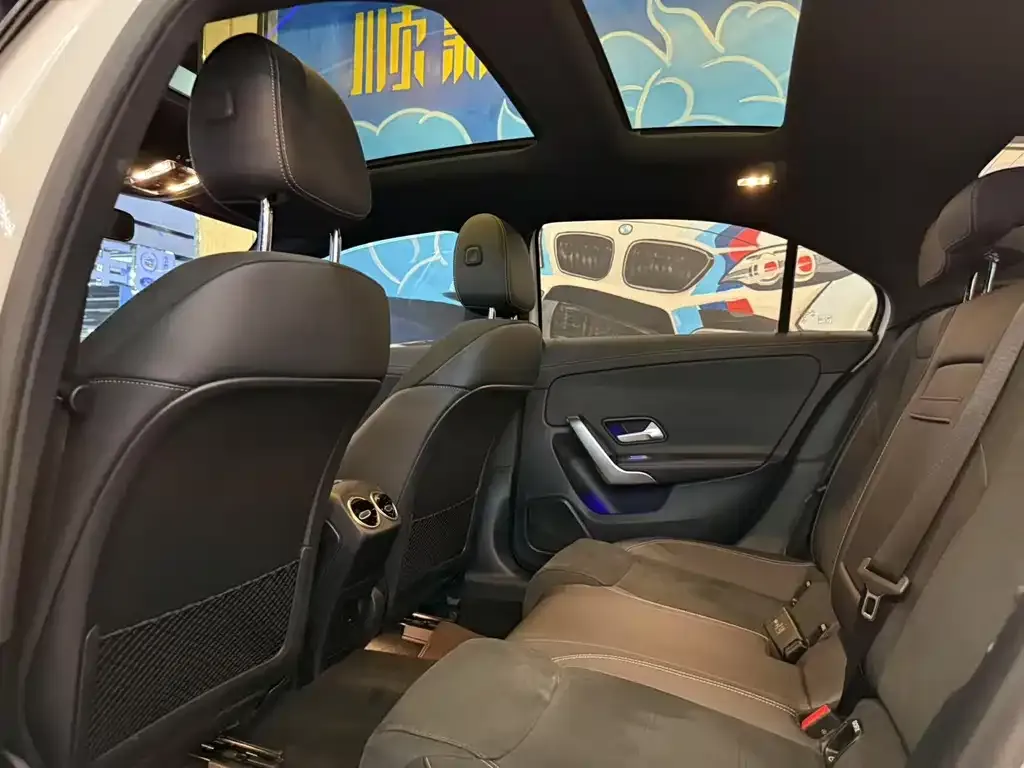Mercedes-Benz A-Class — фото 10