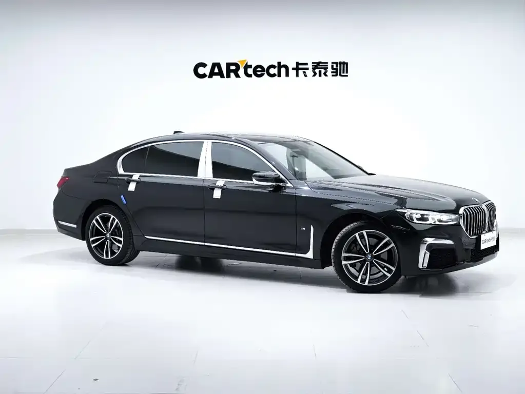 BMW 7 Series — фото 4