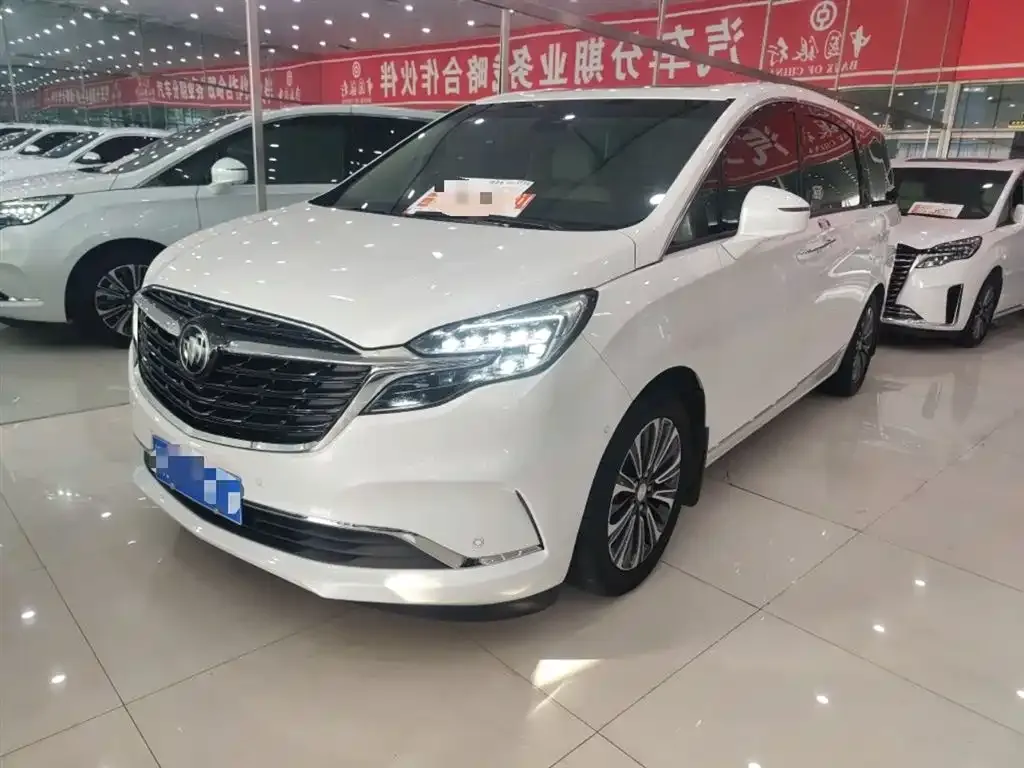 Buick GL8 2022 из CN, фото 2