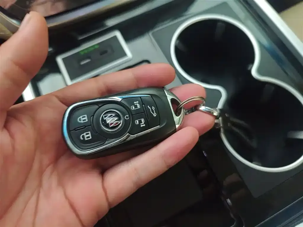 Buick GL8 2022 из CN, фото 9