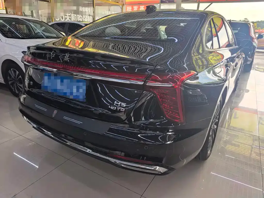 Hongqi H5 2025 из CN, фото 2
