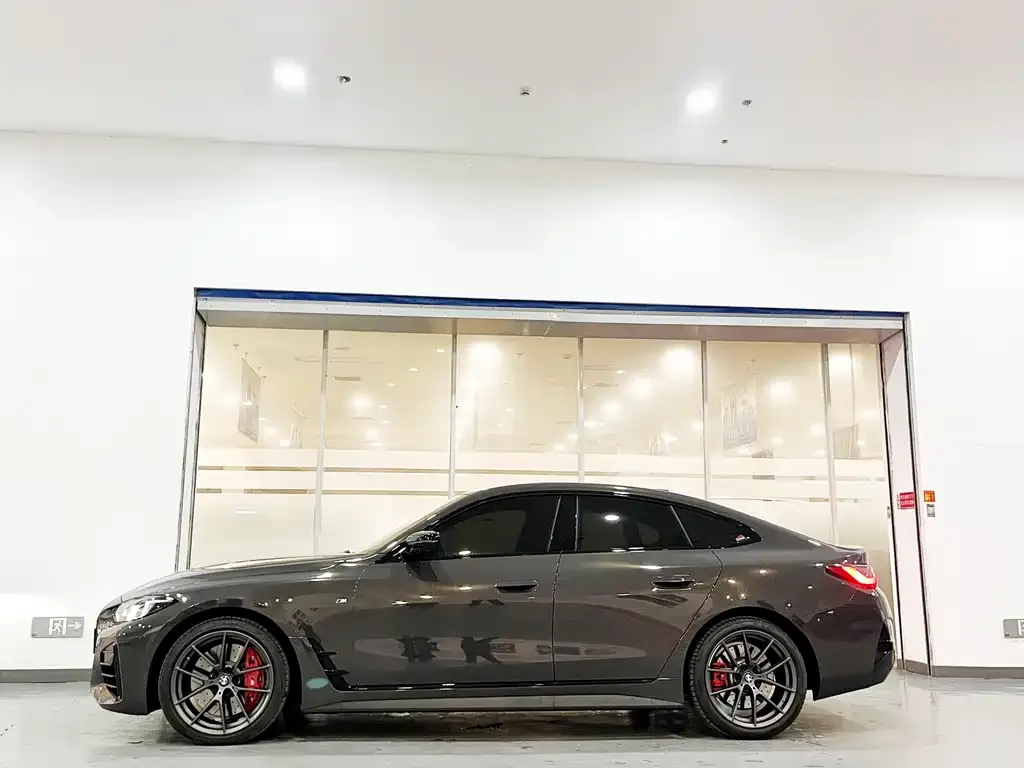 BMW 4 Series 2025 из CN, фото 2