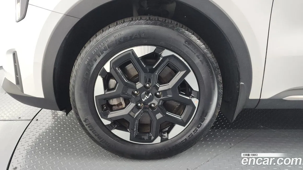 Kia Sorento — фото 5