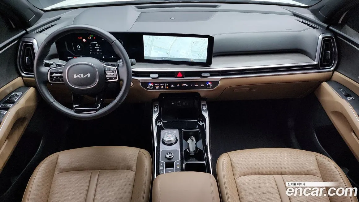 Kia Sorento — фото 7