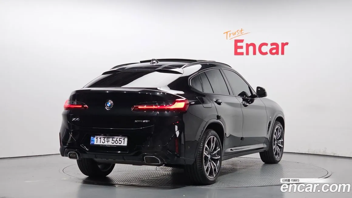 BMW X4 2025 из KR, фото 2