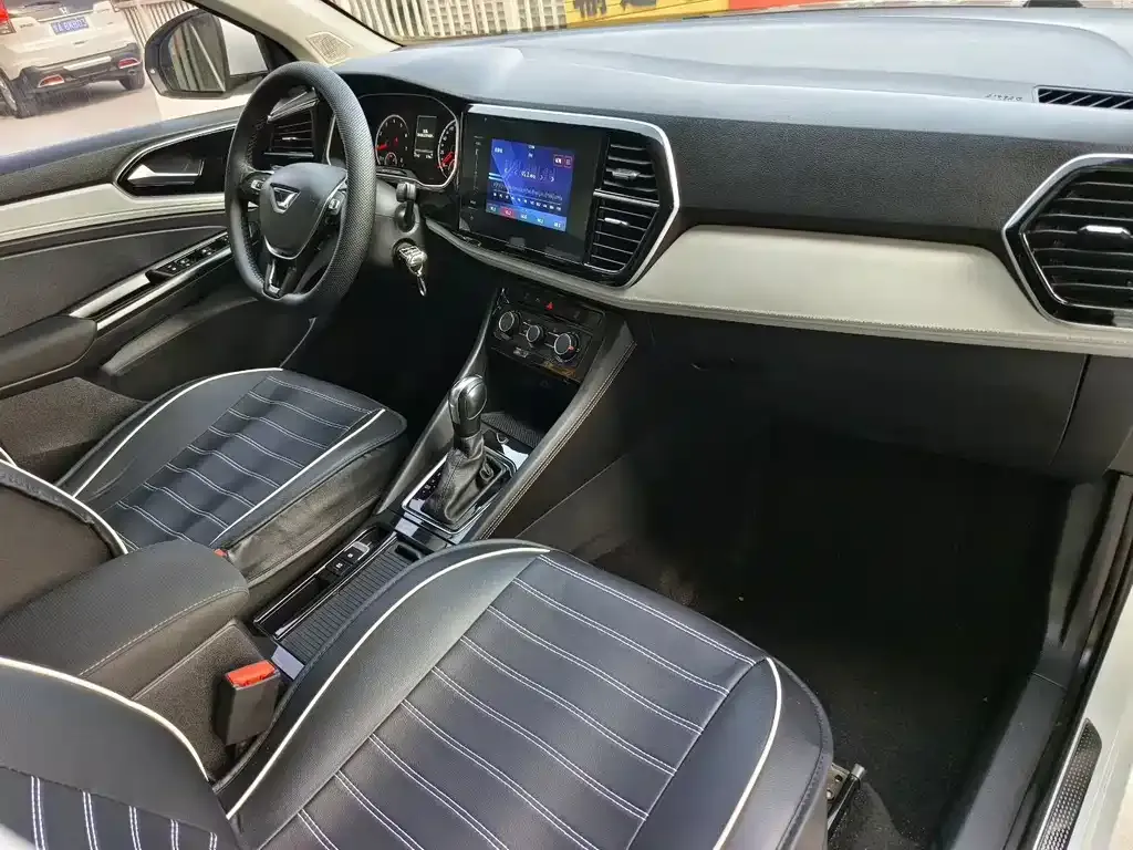 Jetta VS7 2023 из CN, фото 8