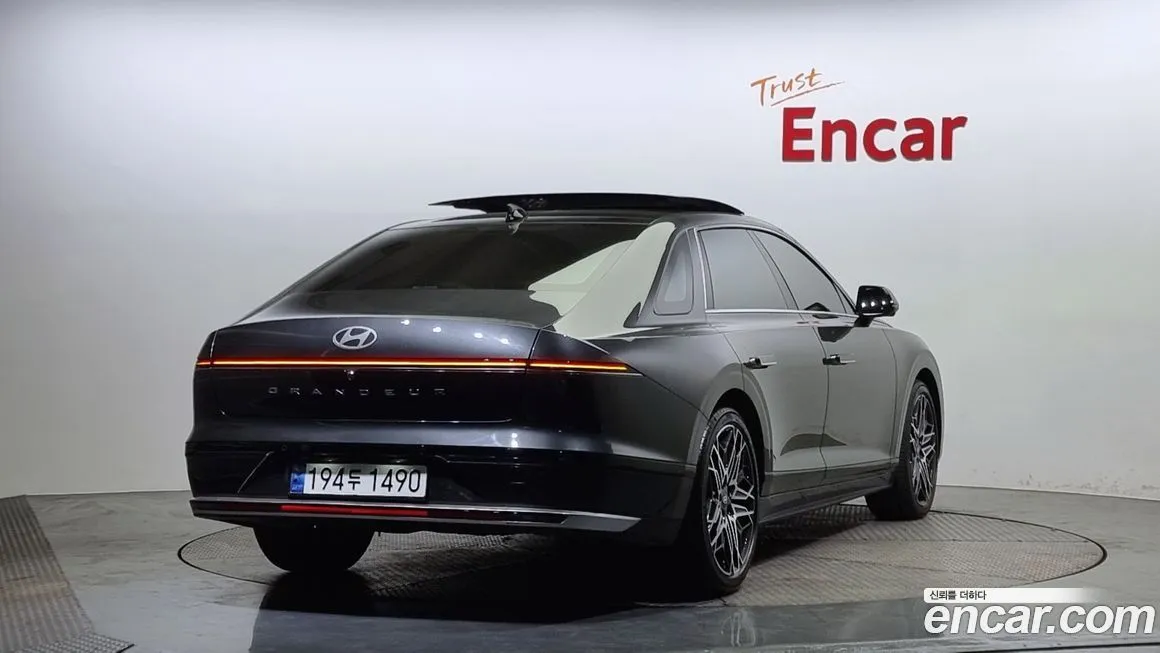 Hyundai Grandeur 2023 из KR, фото 2
