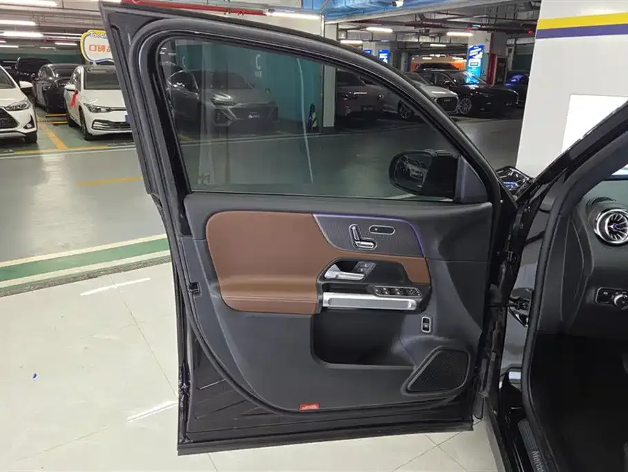 Mercedes-Benz GLB 2023 из CN, фото 7