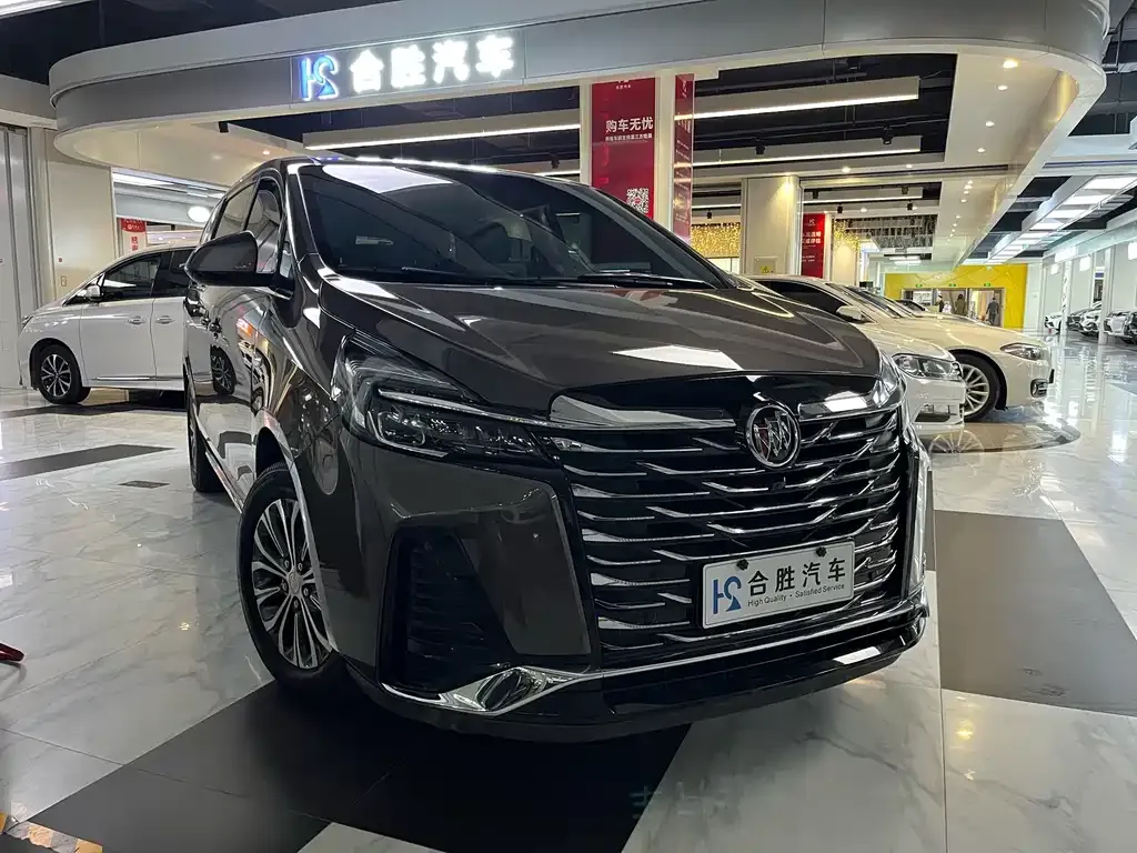 Buick GL8 2024 из CN, фото 3