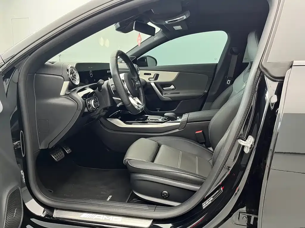 Mercedes-Benz CLA AMG — фото 5
