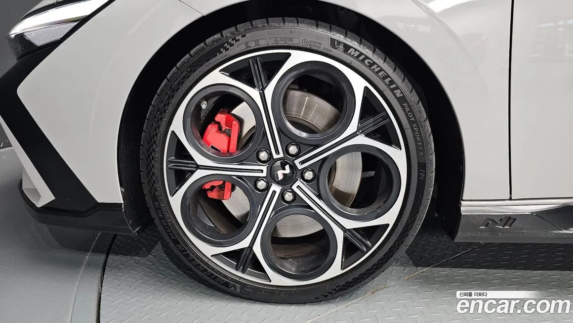 Hyundai AVANTE — фото 5