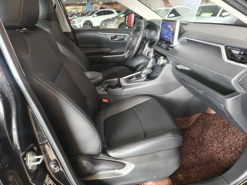 Toyota RAV4 2022 из CN, фото 6