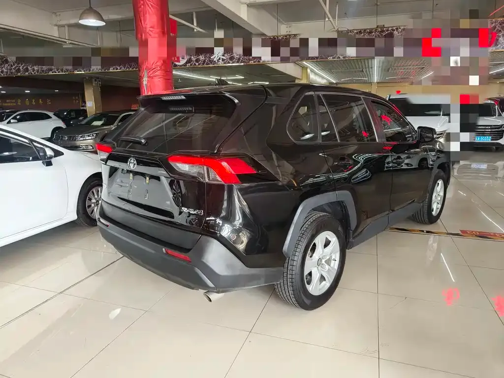 Toyota RAV4 2022 из CN, фото 9