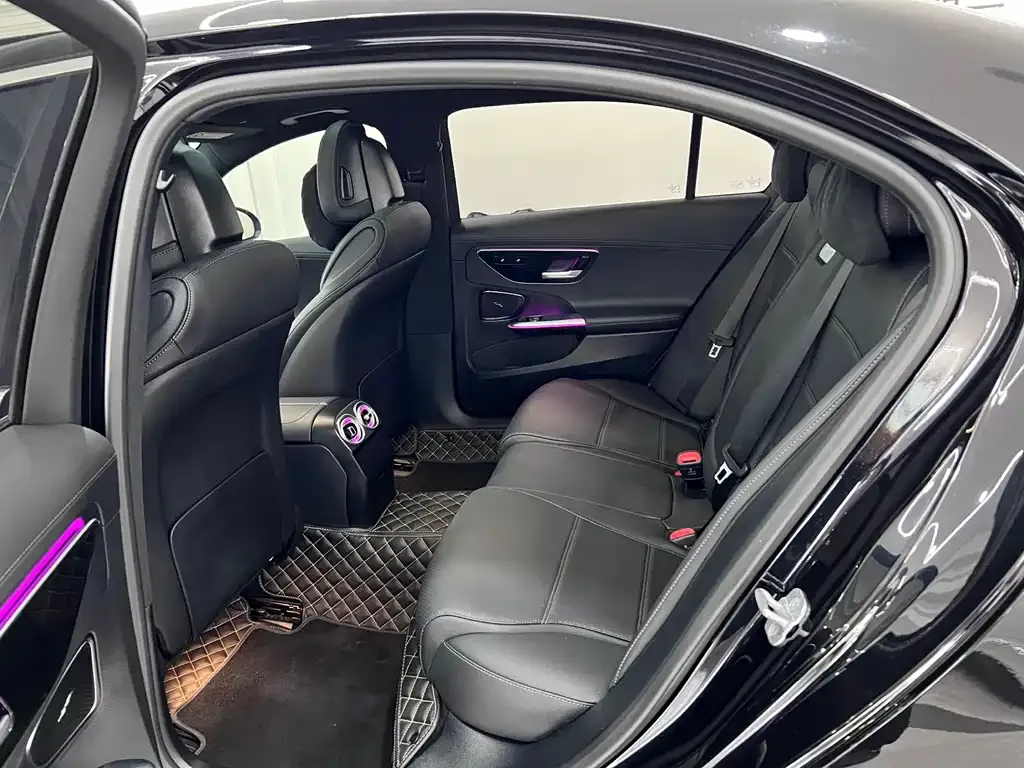 [object Object] C-Class 2024 из CN, фото 10