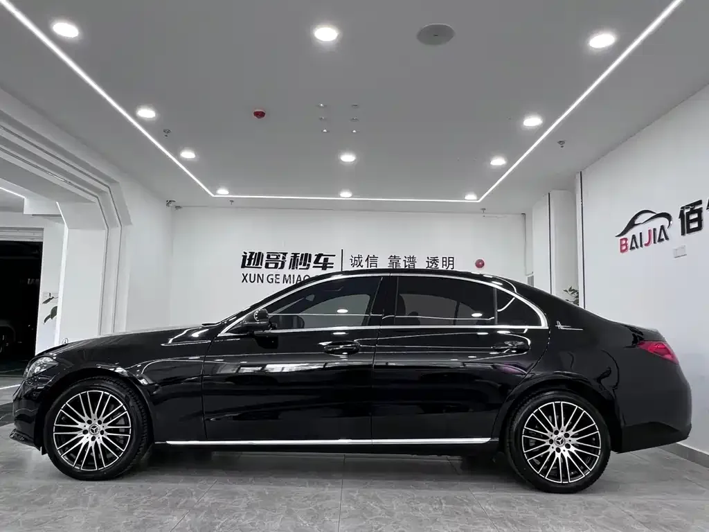 [object Object] C-Class 2024 из CN, фото 4