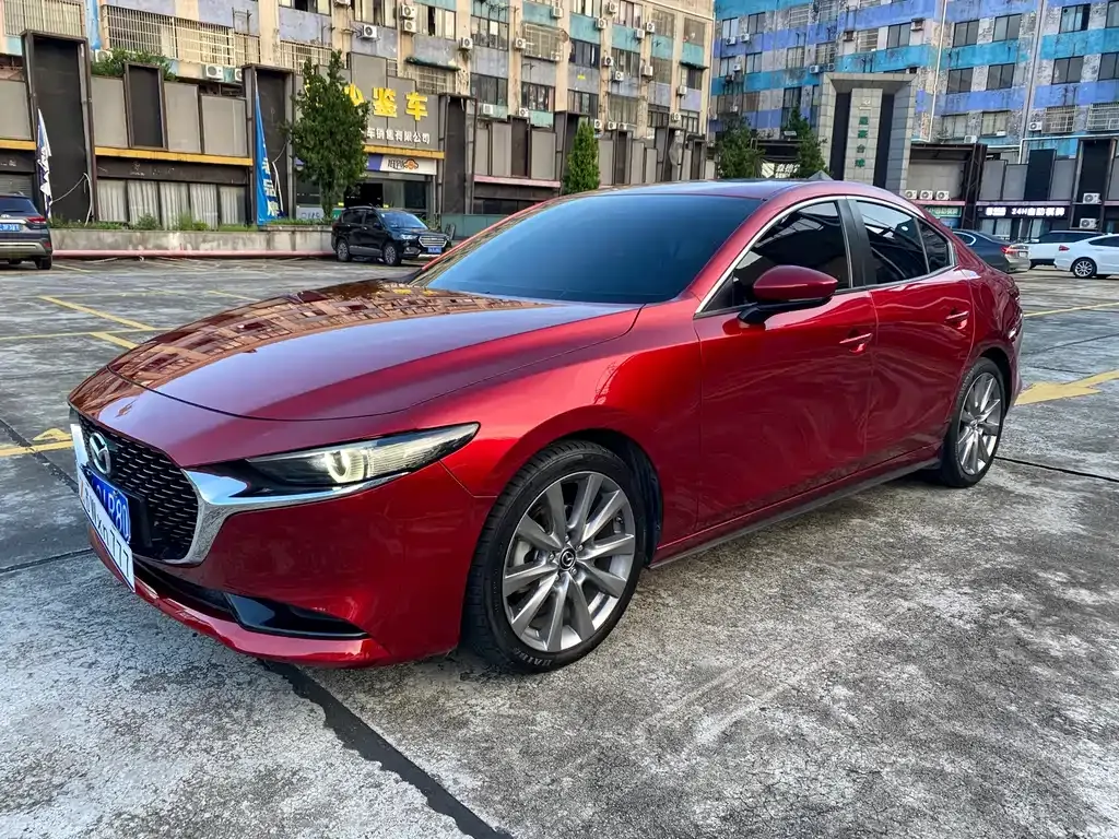 Mazda 3 Axela 2021 из CN, фото 1