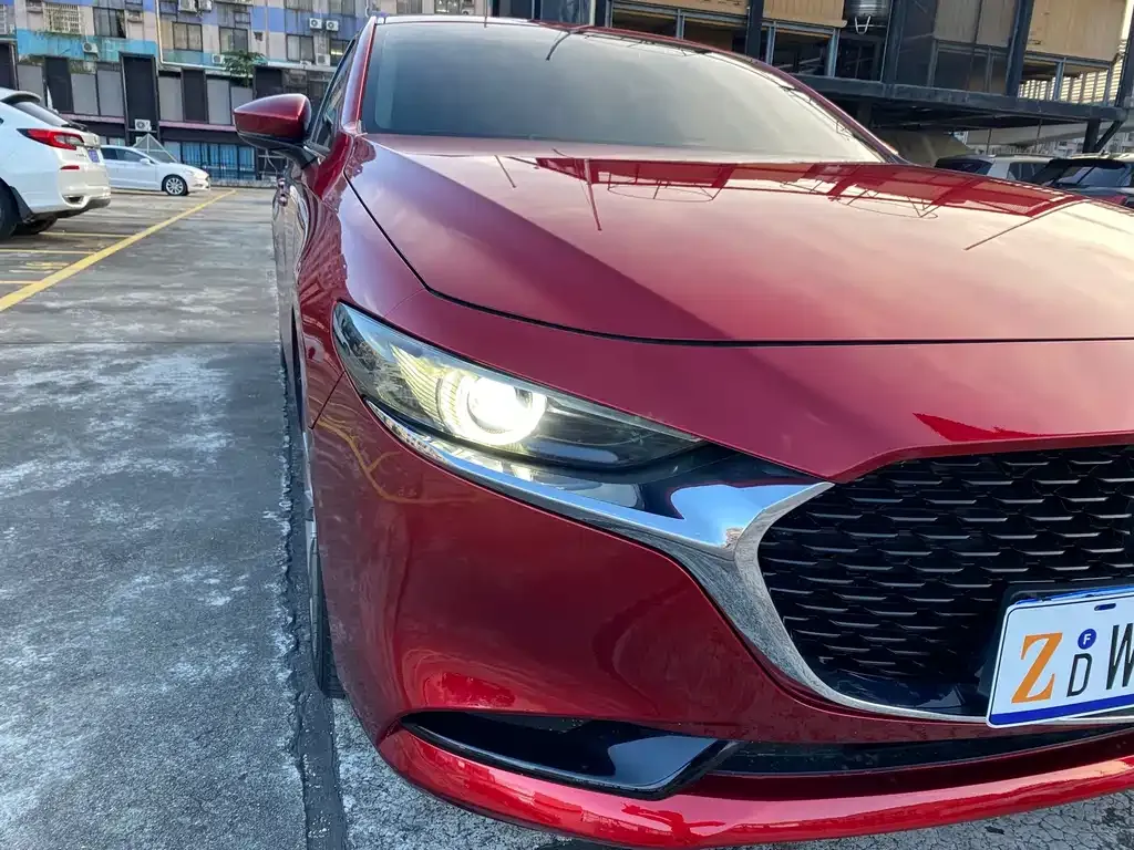 Mazda 3 Axela 2021 из CN, фото 4