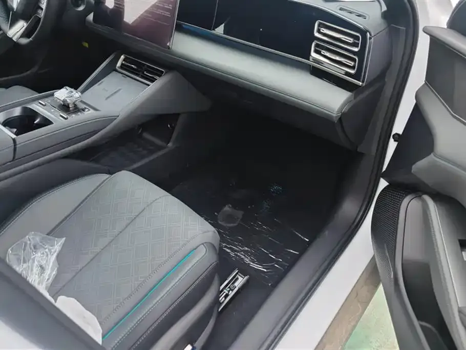 BYD Qin L 2025 из CN, фото 8