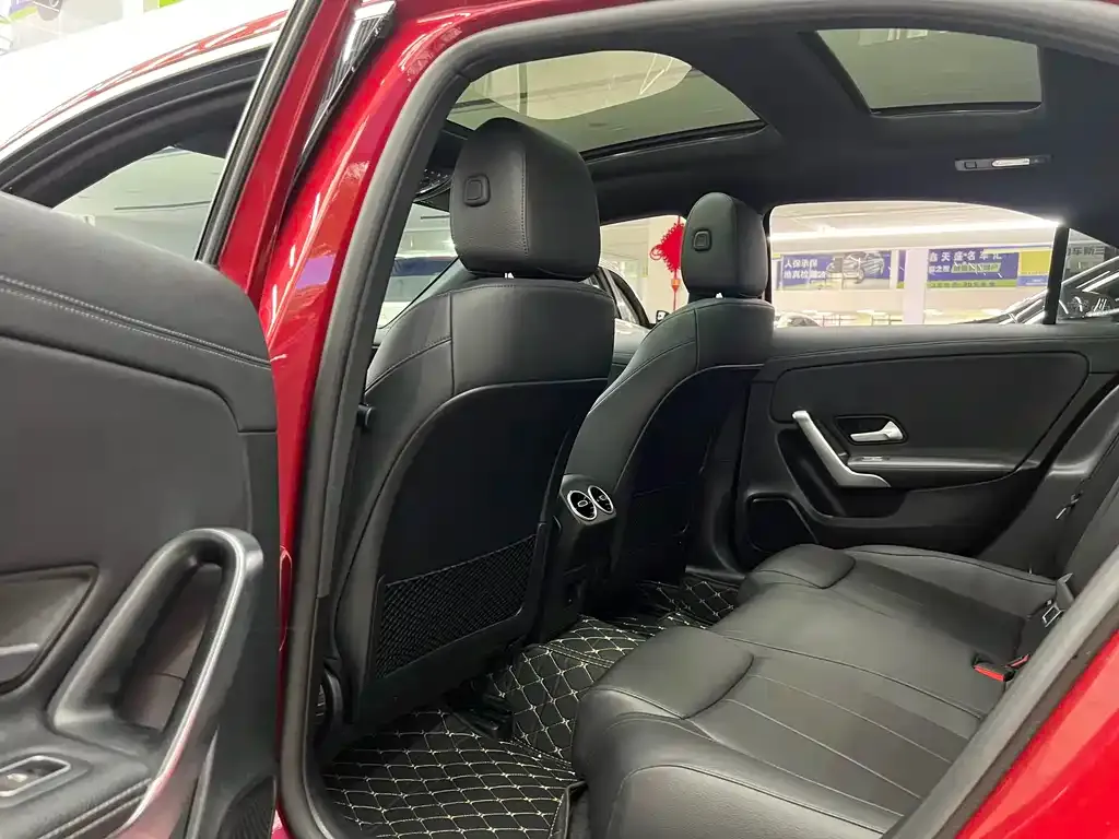 Mercedes-Benz A-Class 2022 из CN, фото 10