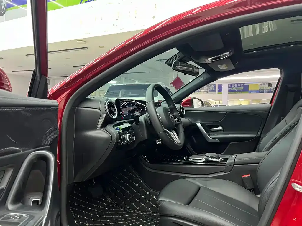 Mercedes-Benz A-Class 2022 из CN, фото 6