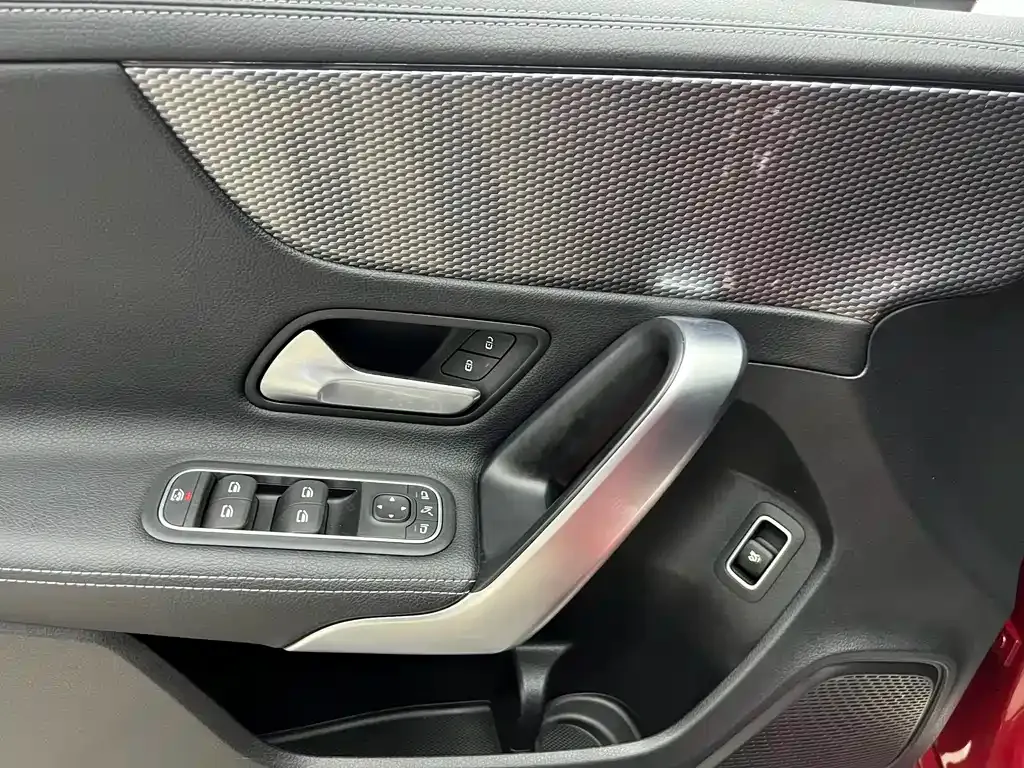Mercedes-Benz A-Class 2022 из CN, фото 7
