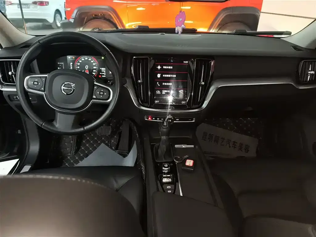 Volvo S60 2021 из CN, фото 10