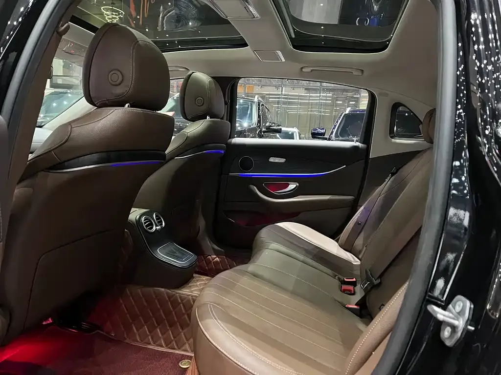 Mercedes-Benz E-Class 2022 из CN, фото 10