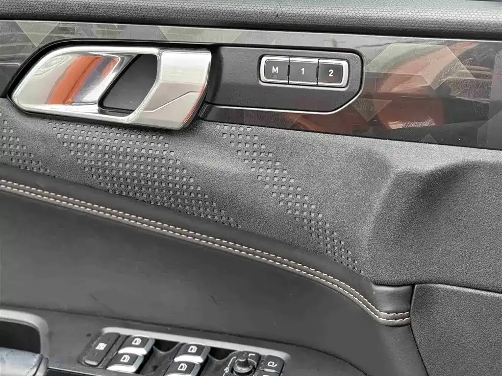 Lynk & Co 02 Hatchback 2021 из CN, фото 10