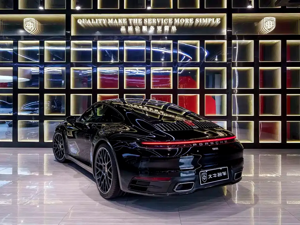 Porsche 911 2023 из CN, фото 4