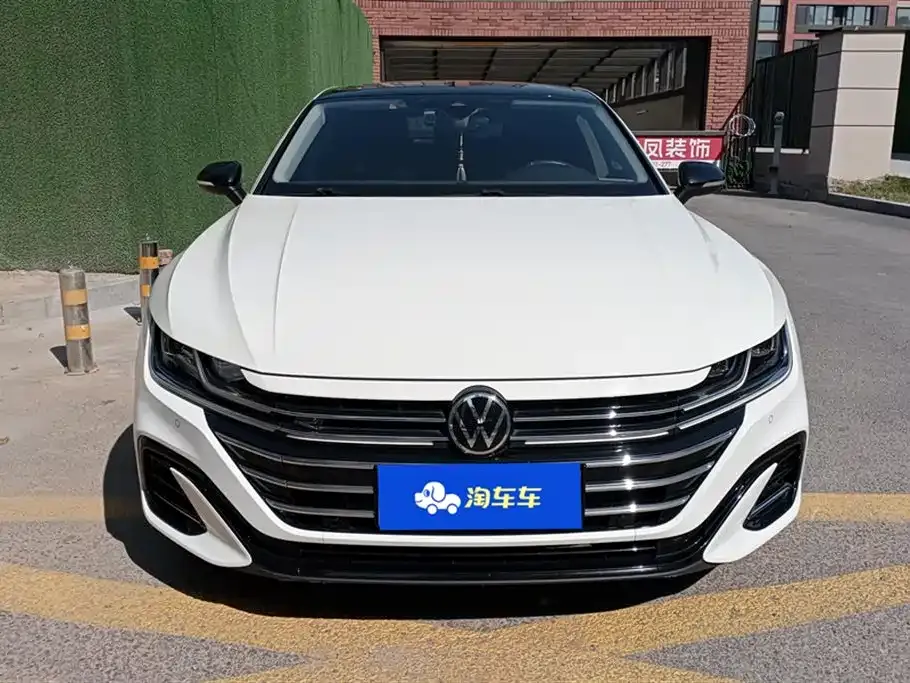 Volkswagen CC 2022 из CN, фото 2