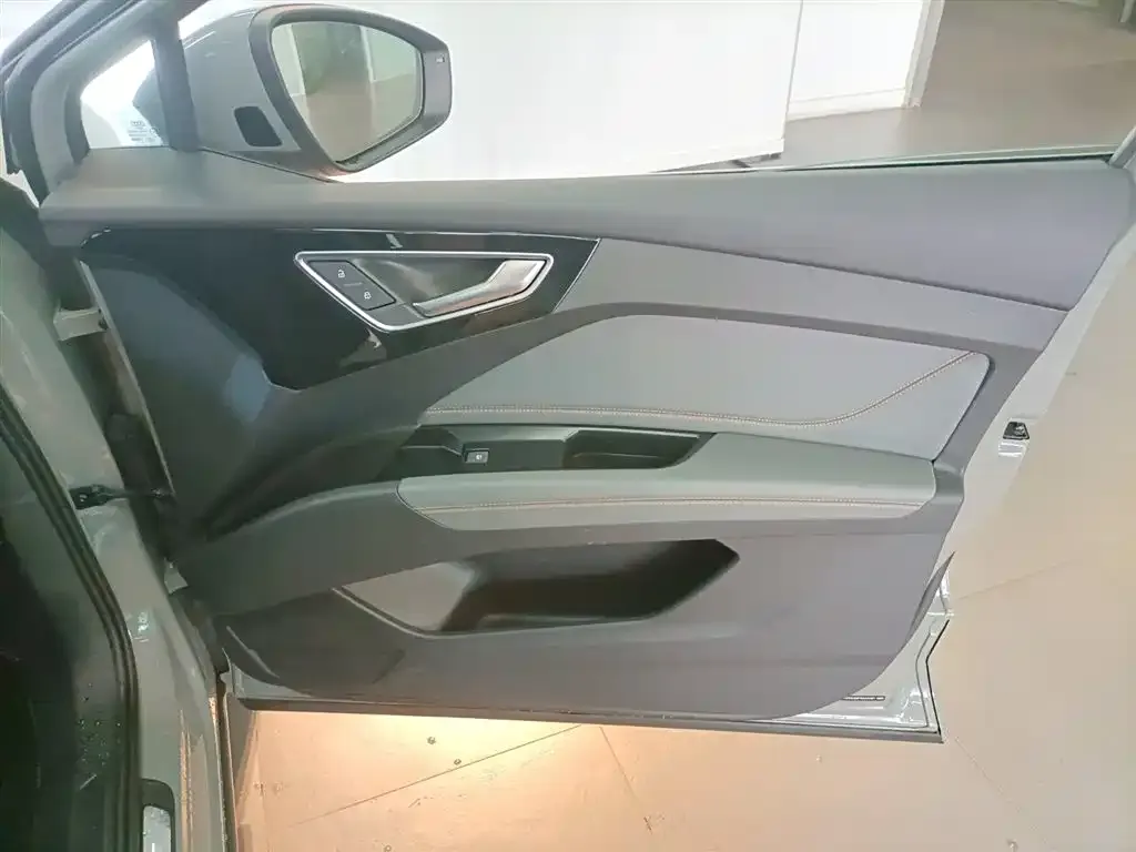 Audi Q4 e-tron 2024 из CN, фото 10