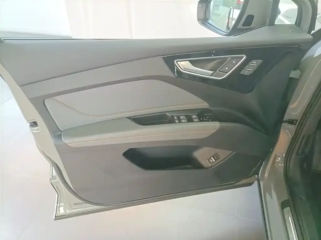 Audi Q4 e-tron 2024 из CN, фото 9