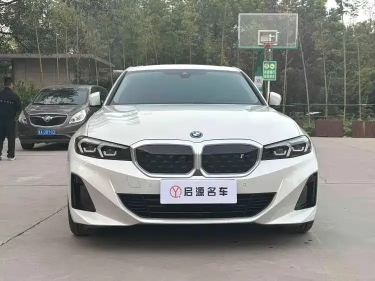 BMW i3 2023 из CN, фото 2