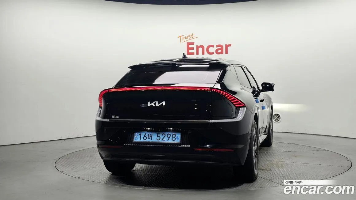 Kia EV6 — фото 4