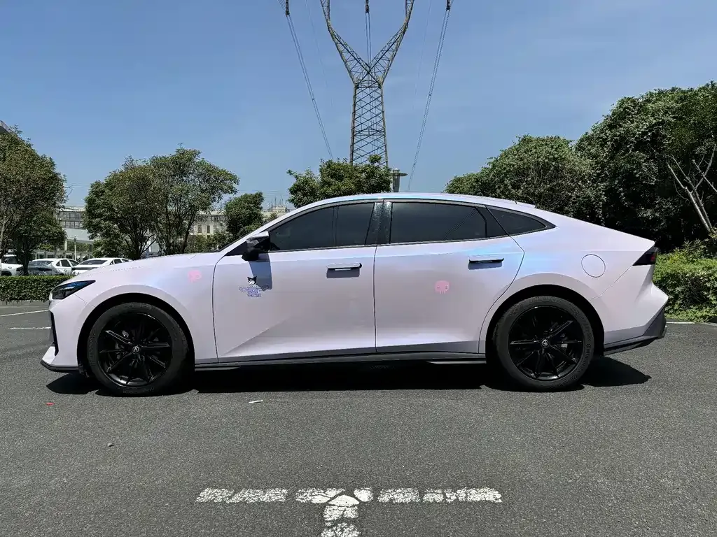 Changan UNI-V 2023 из CN, фото 6