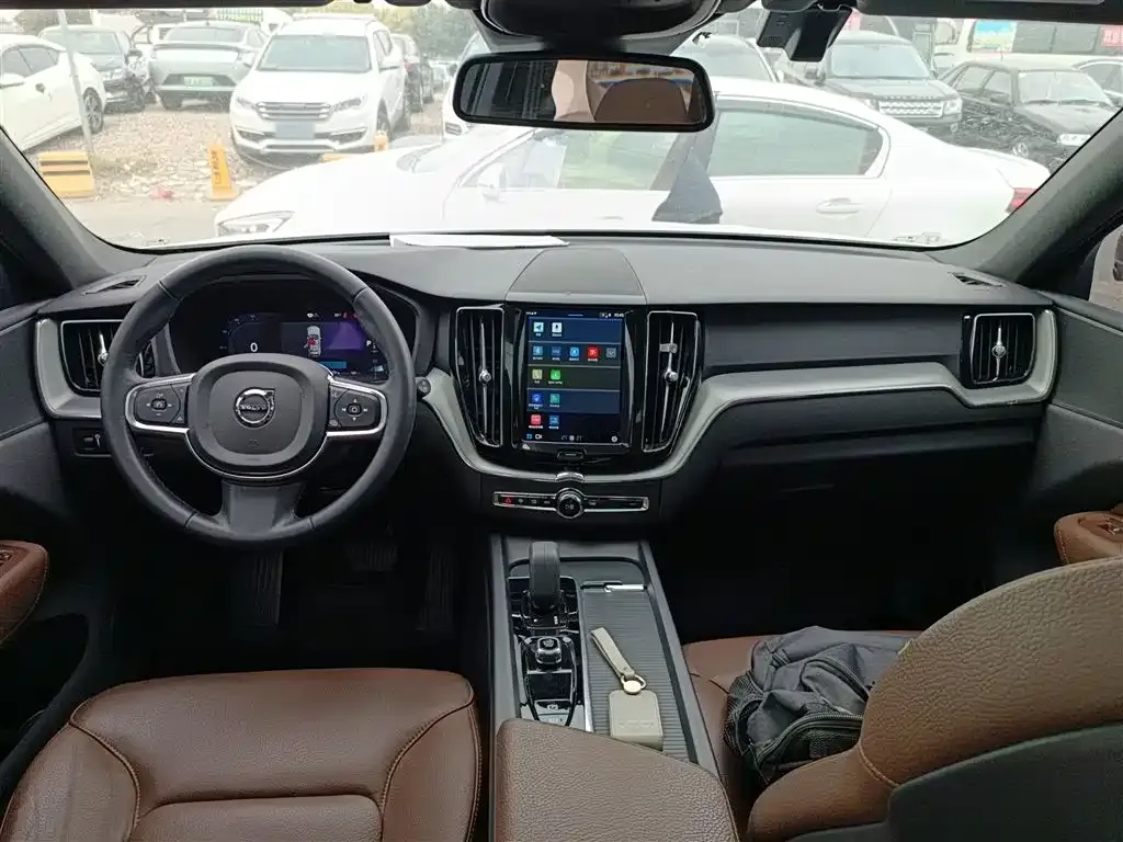 Volvo XC60 2022 из CN, фото 10