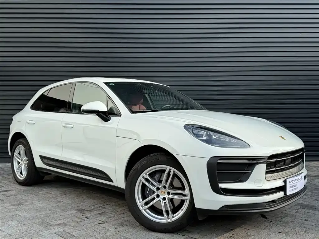 Porsche Macan — фото 1