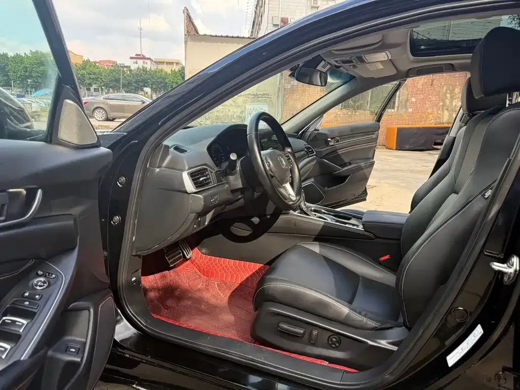 Honda Accord 2023 из CN, фото 7