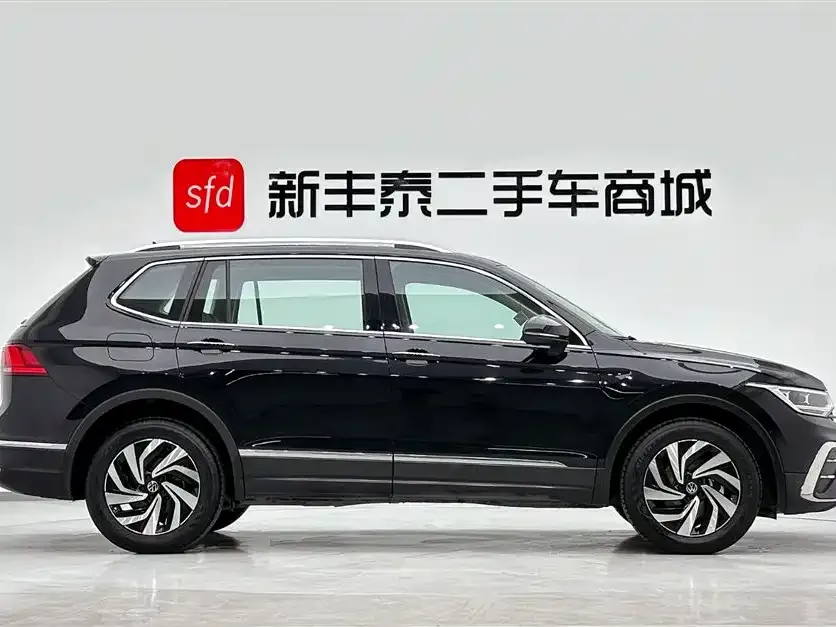 Volkswagen Tiguan L 2024 из CN, фото 3